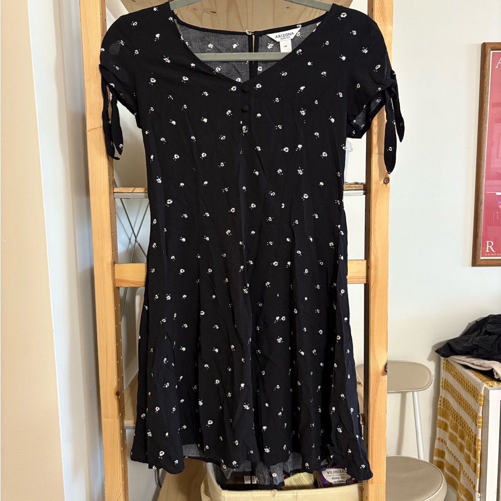 Arizona Jean Company Brand Black Floral Mini Dress
